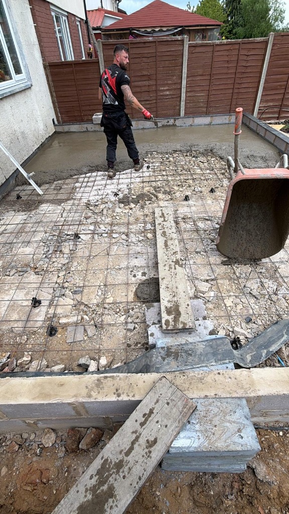 On-Site Volumetric Readymix Concrete Slab Pouring Haringey